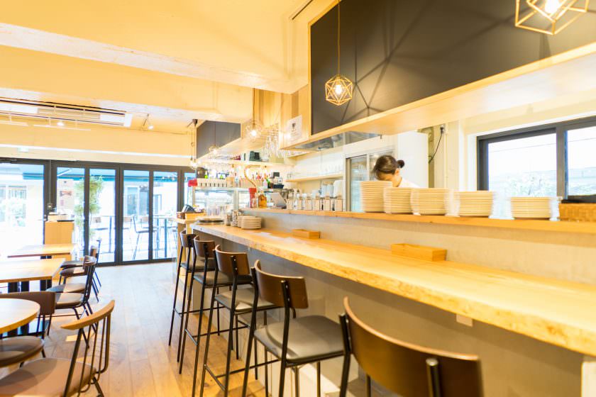 テラス席ありのカフェスペース｜GOBLIN.渋谷BLDG店 -CAFE-