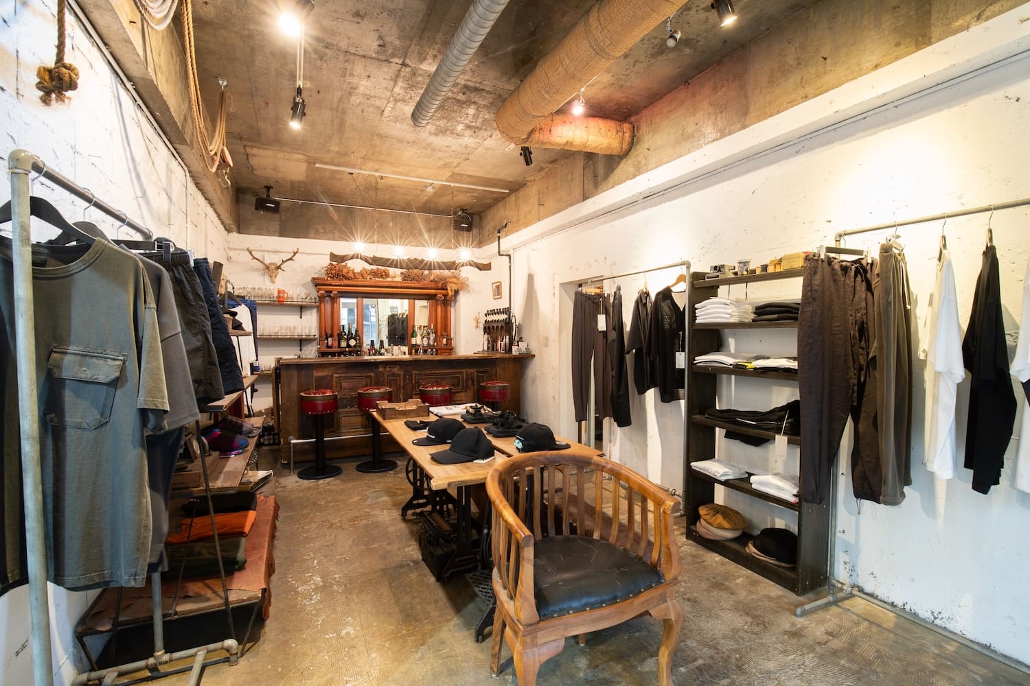 原宿BAR&GALLERY店