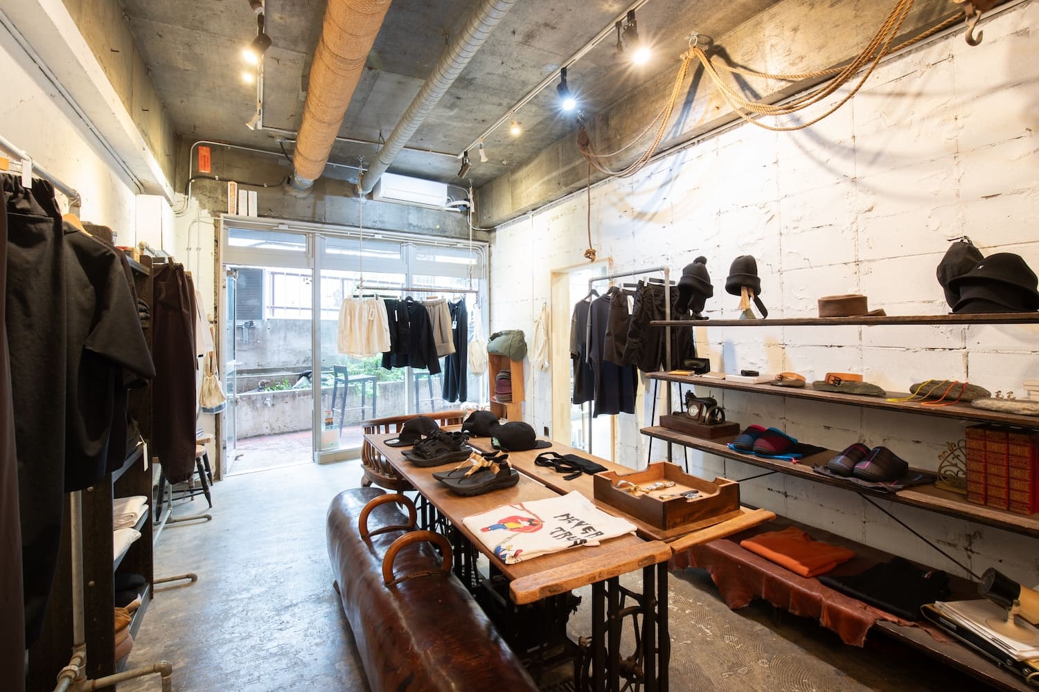 原宿BAR&GALLERY店