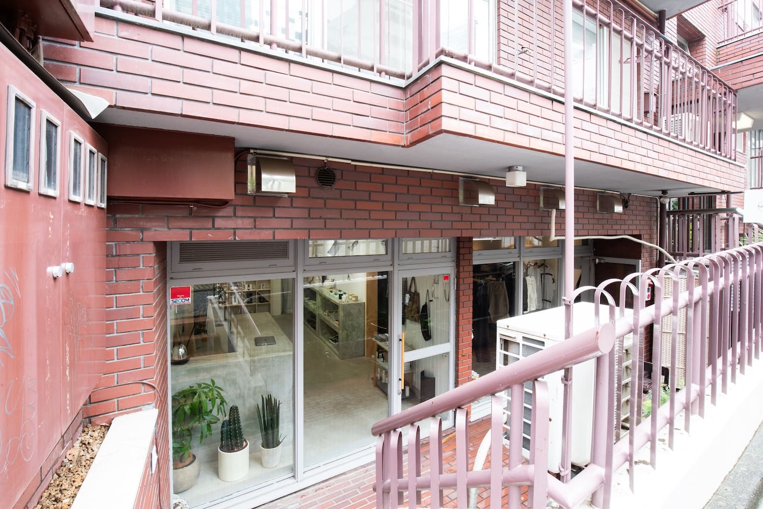 原宿BAR&GALLERY店