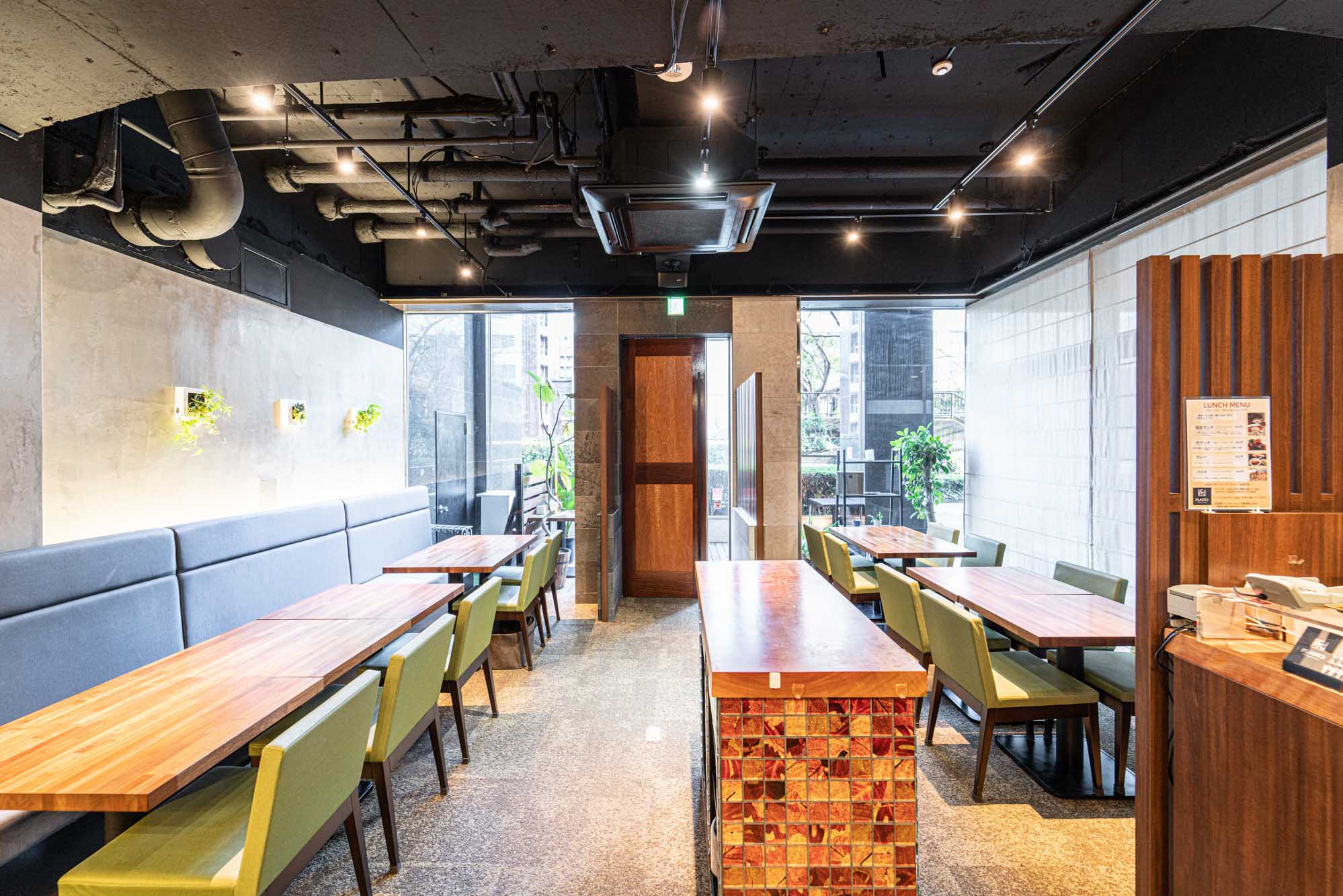 銀座DINING LOUNGE店