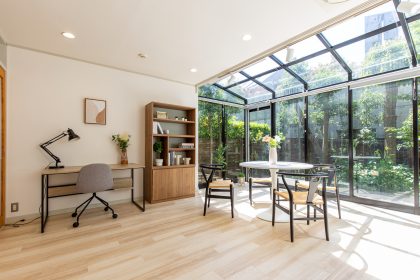 【事例】陽光と静けさに包まれる青山で ― 煎茶道における新春の茶事「初煎会」