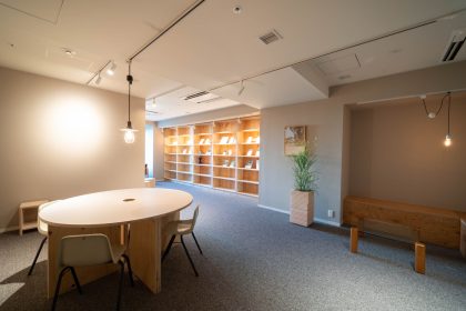 赤坂店 -LIBRARY-