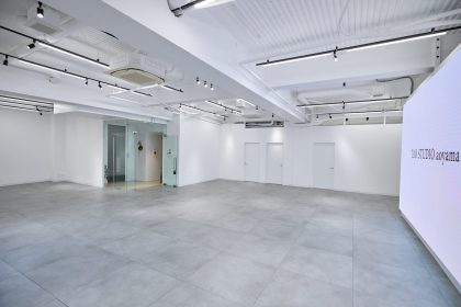 【事例】表参道駅近｜新年のスタートにふさわしい一体感が生まれる洗練空間