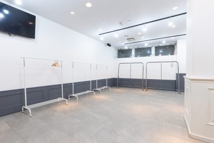 【事例】開放感のある屋上空間で、白熱の頭脳戦。<br>クイズで繋がる一体感のあるイベントを。| お台場