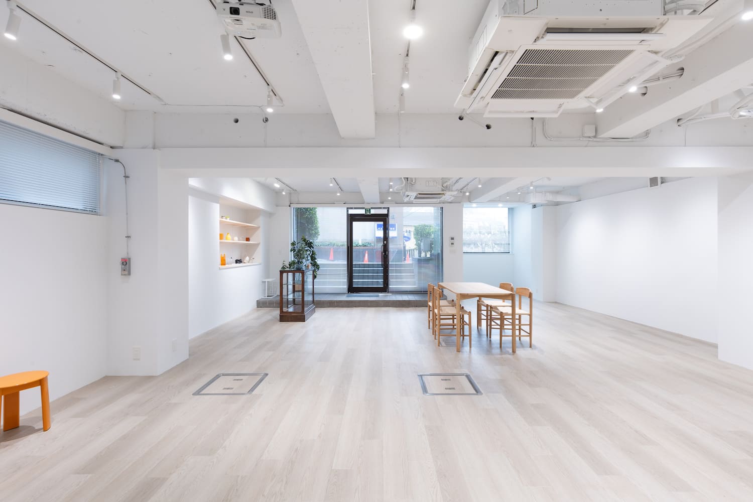 北参道店 -ROADSIDE-