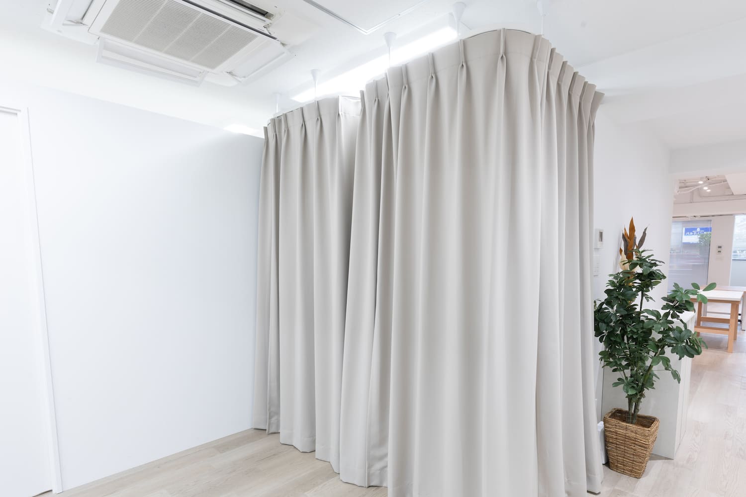 北参道店 -ROADSIDE-