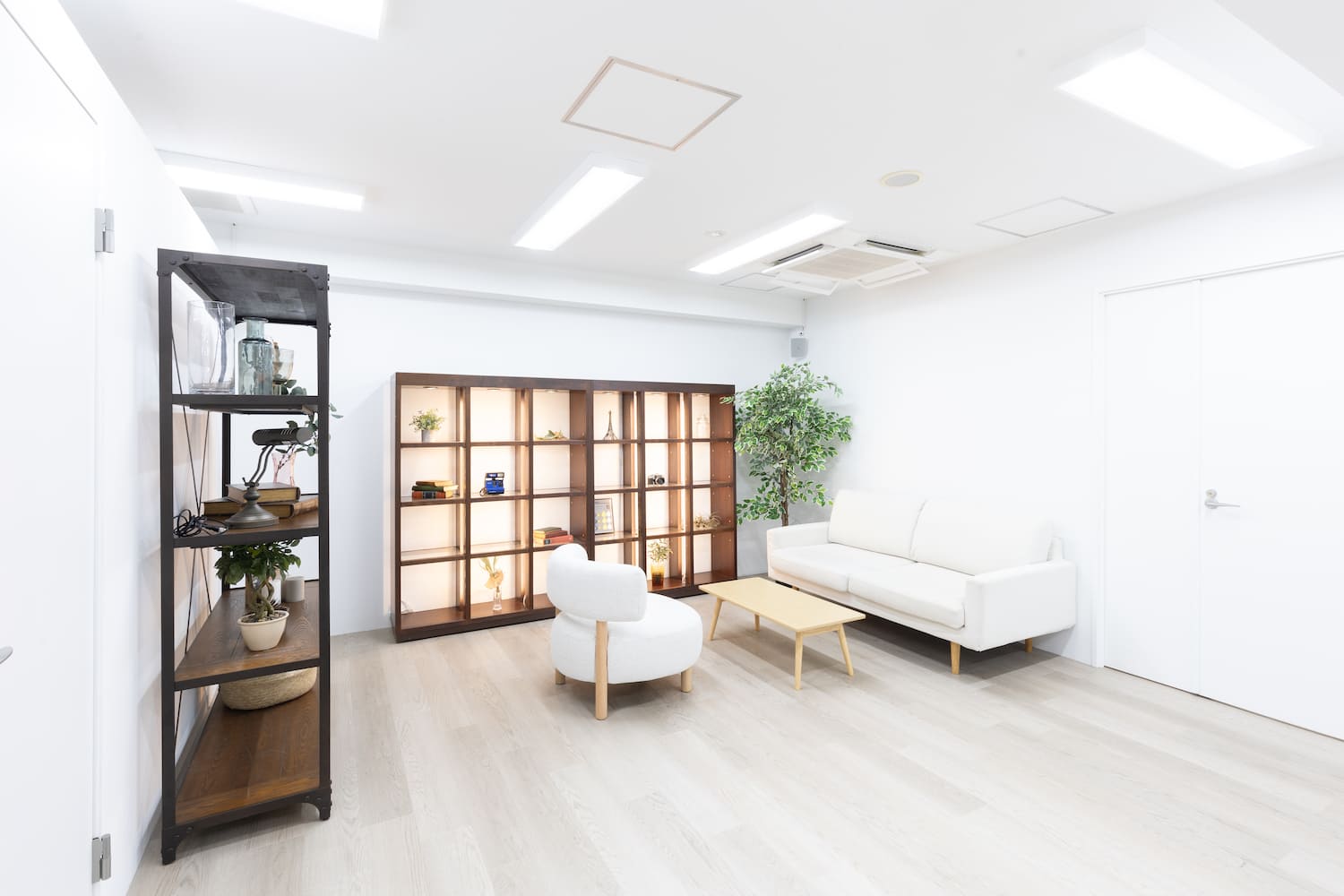 北参道店 -ROADSIDE-