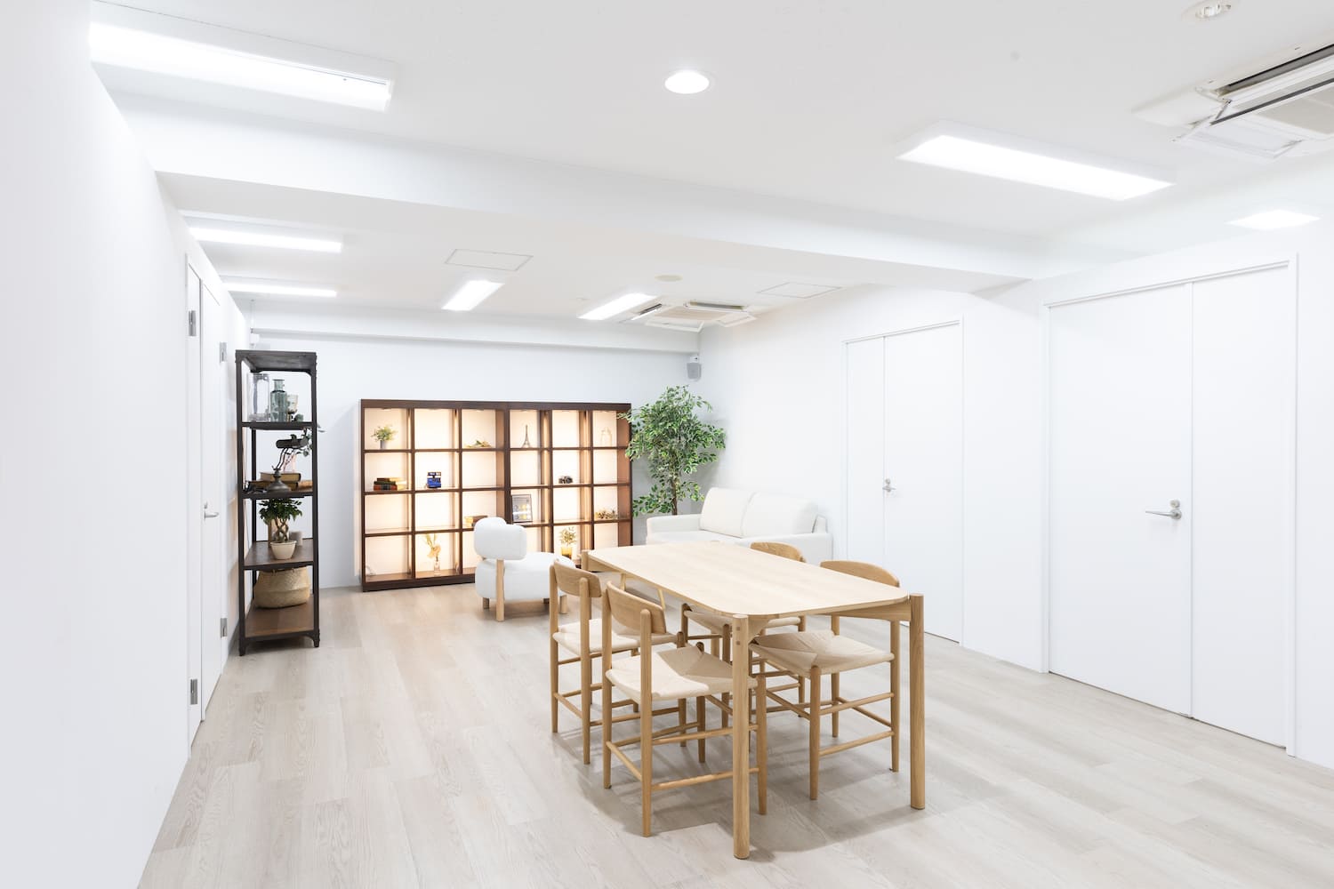 北参道店 -ROADSIDE-