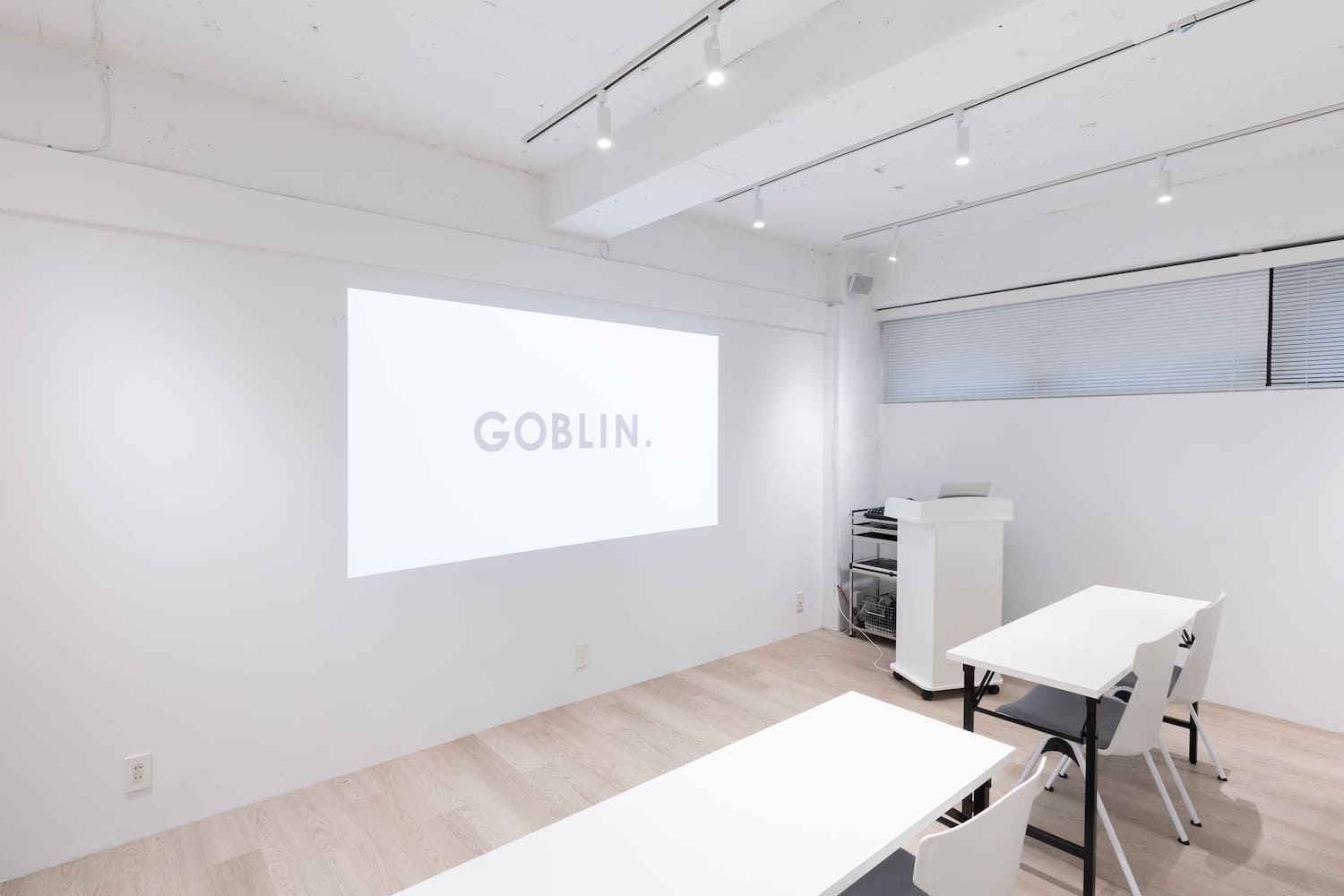 北参道店 -ROADSIDE-