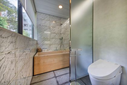 南青山ATELIER店