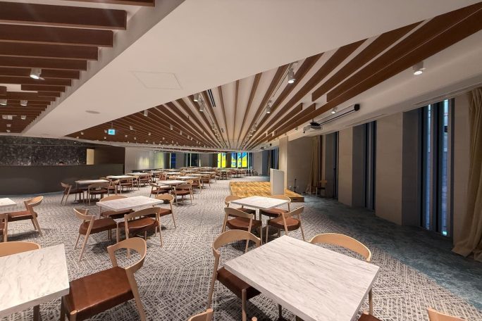 新宿LOUNGE店