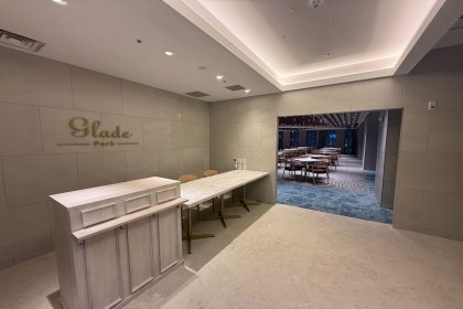 新宿LOUNGE店
