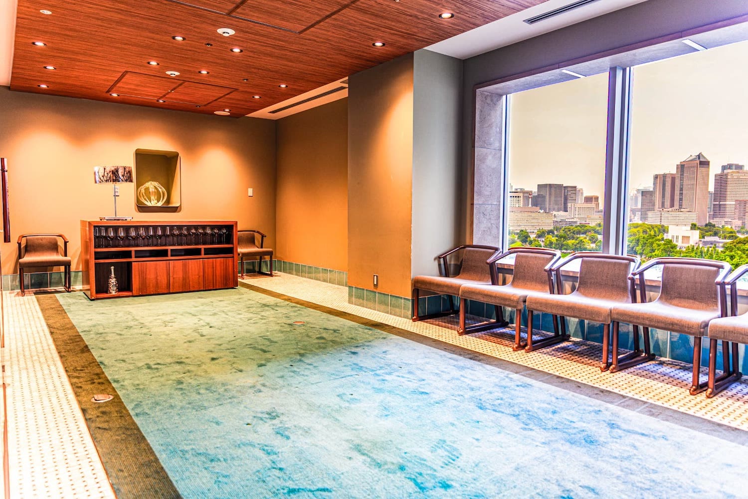 半蔵門LOUNGE店