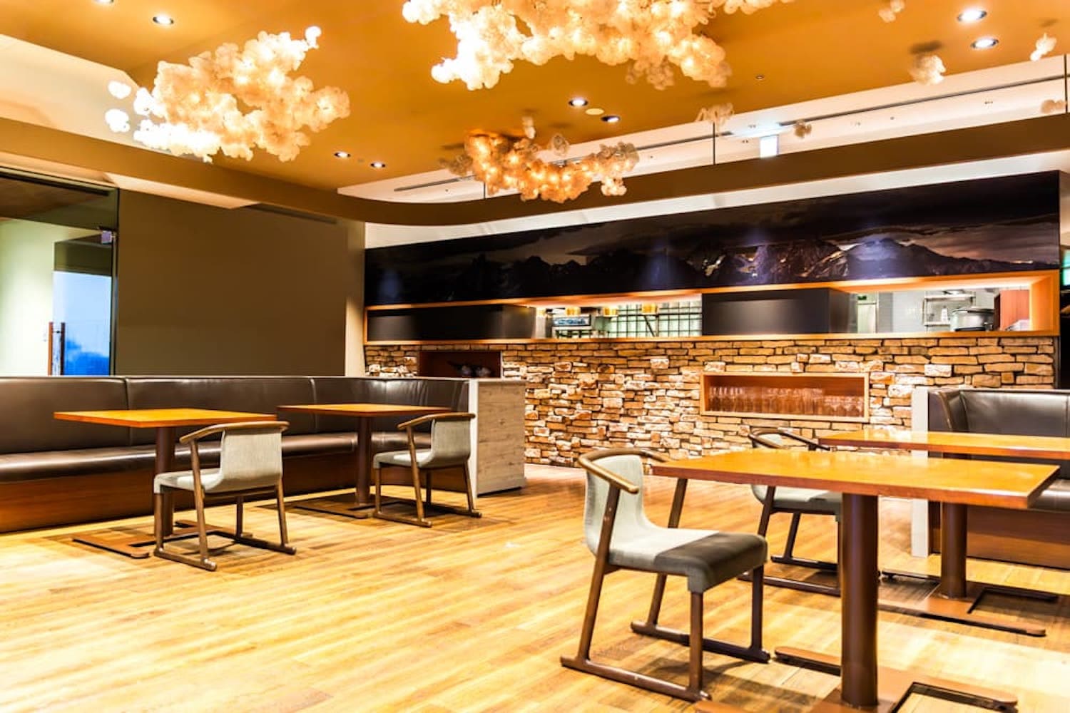 半蔵門LOUNGE店