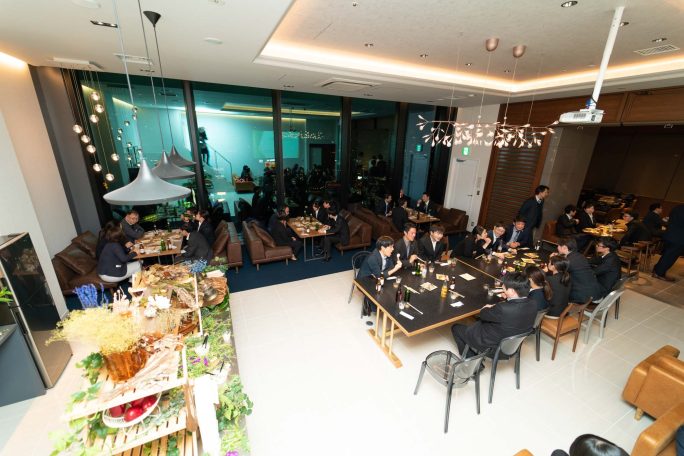 5 CROSSTIES COFFEE 渋谷スクランブルスクエア店