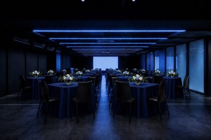 新橋店 -HALL-