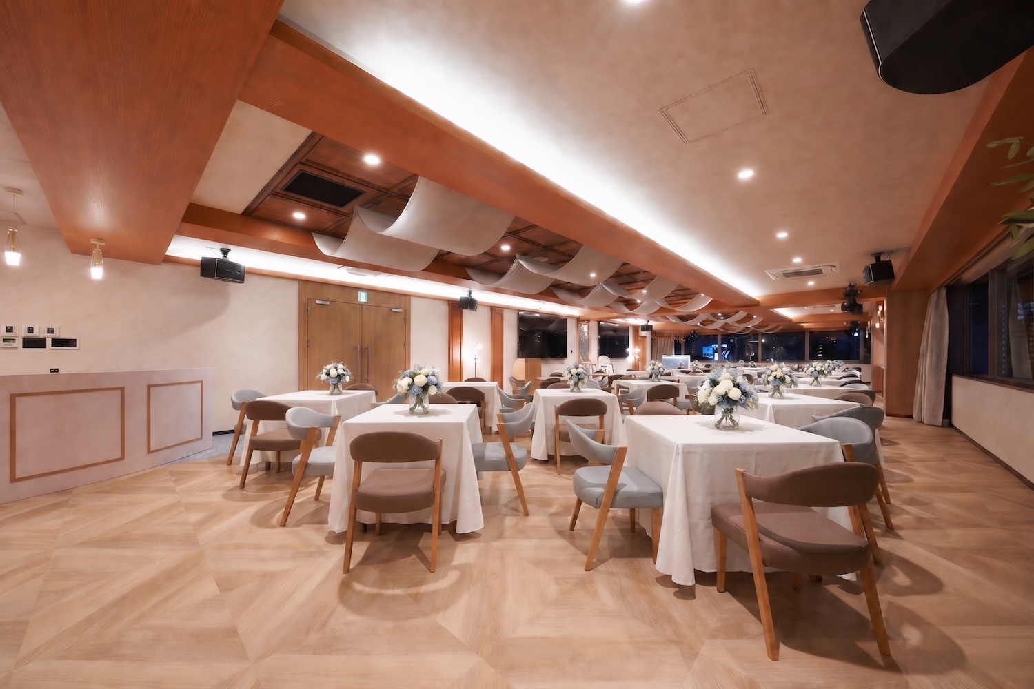 新橋店 -SALON-