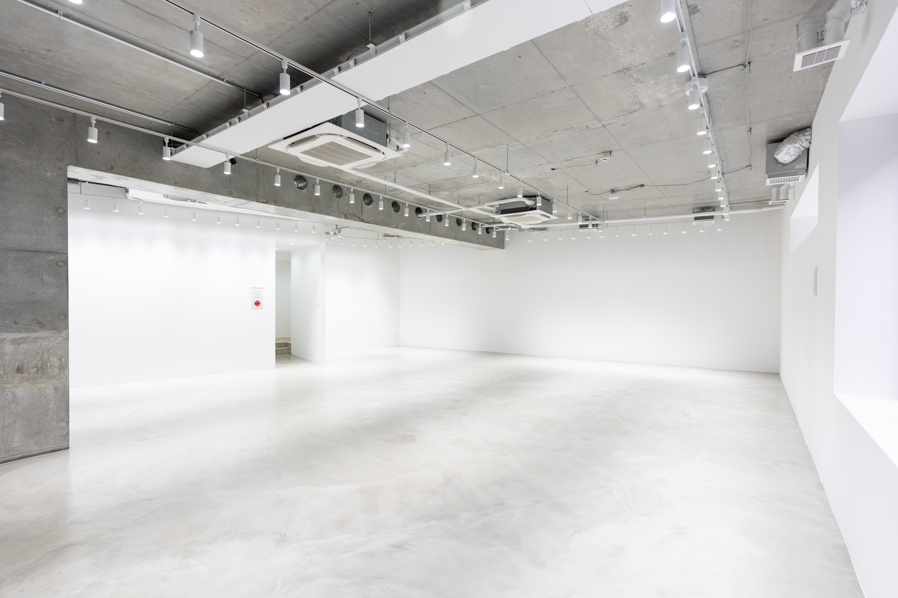 表参道BASEMENT店