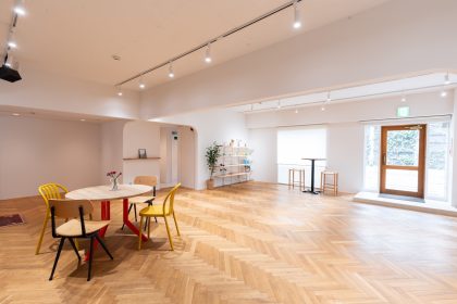 【事例】表参道駅近｜新年のスタートにふさわしい一体感が生まれる洗練空間