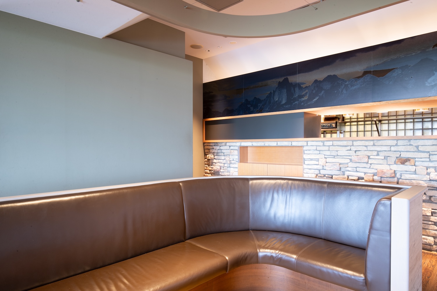 半蔵門LOUNGE店