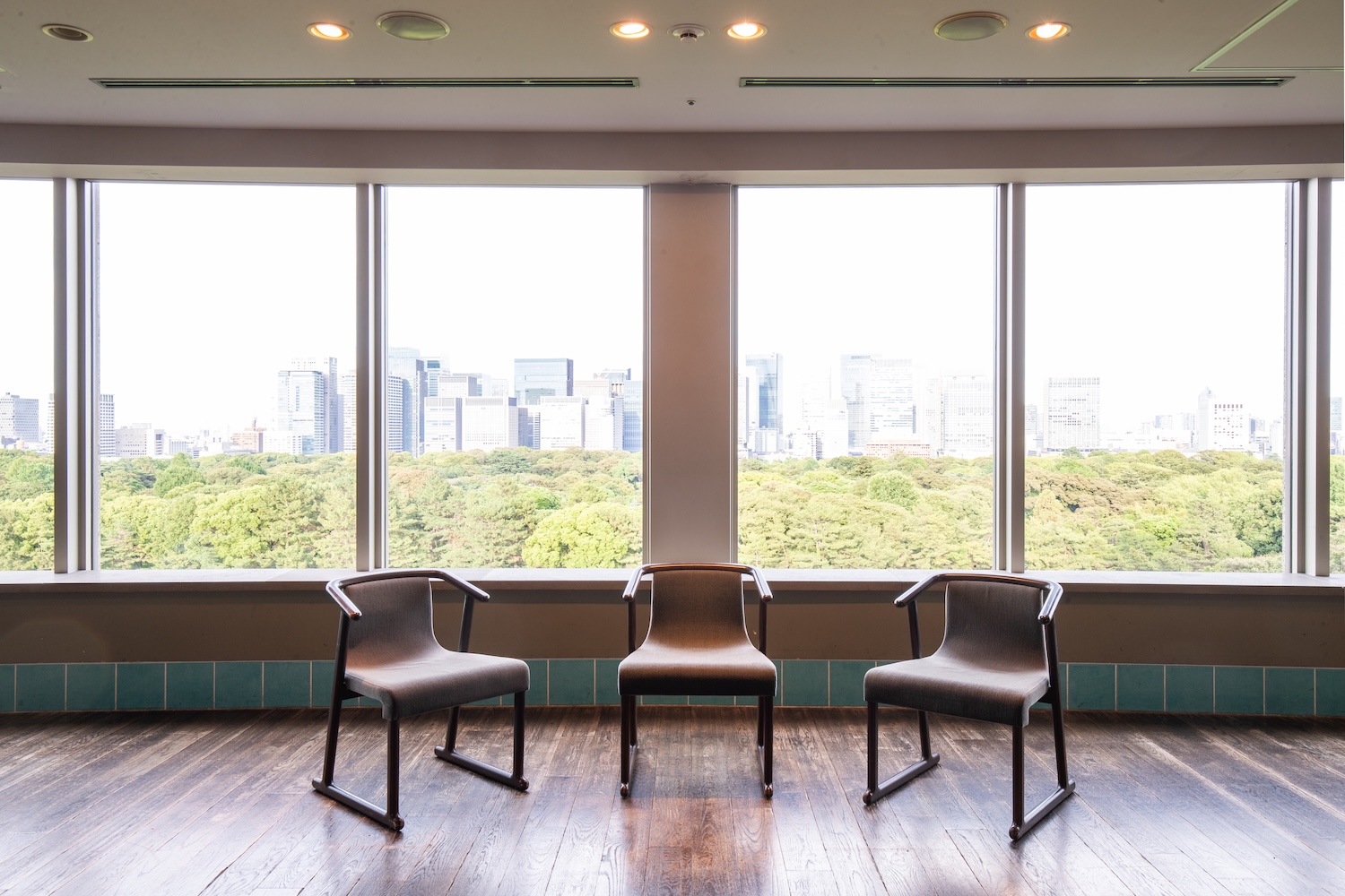 半蔵門LOUNGE店