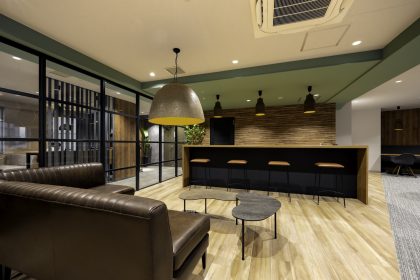 池袋LOUNGE店
