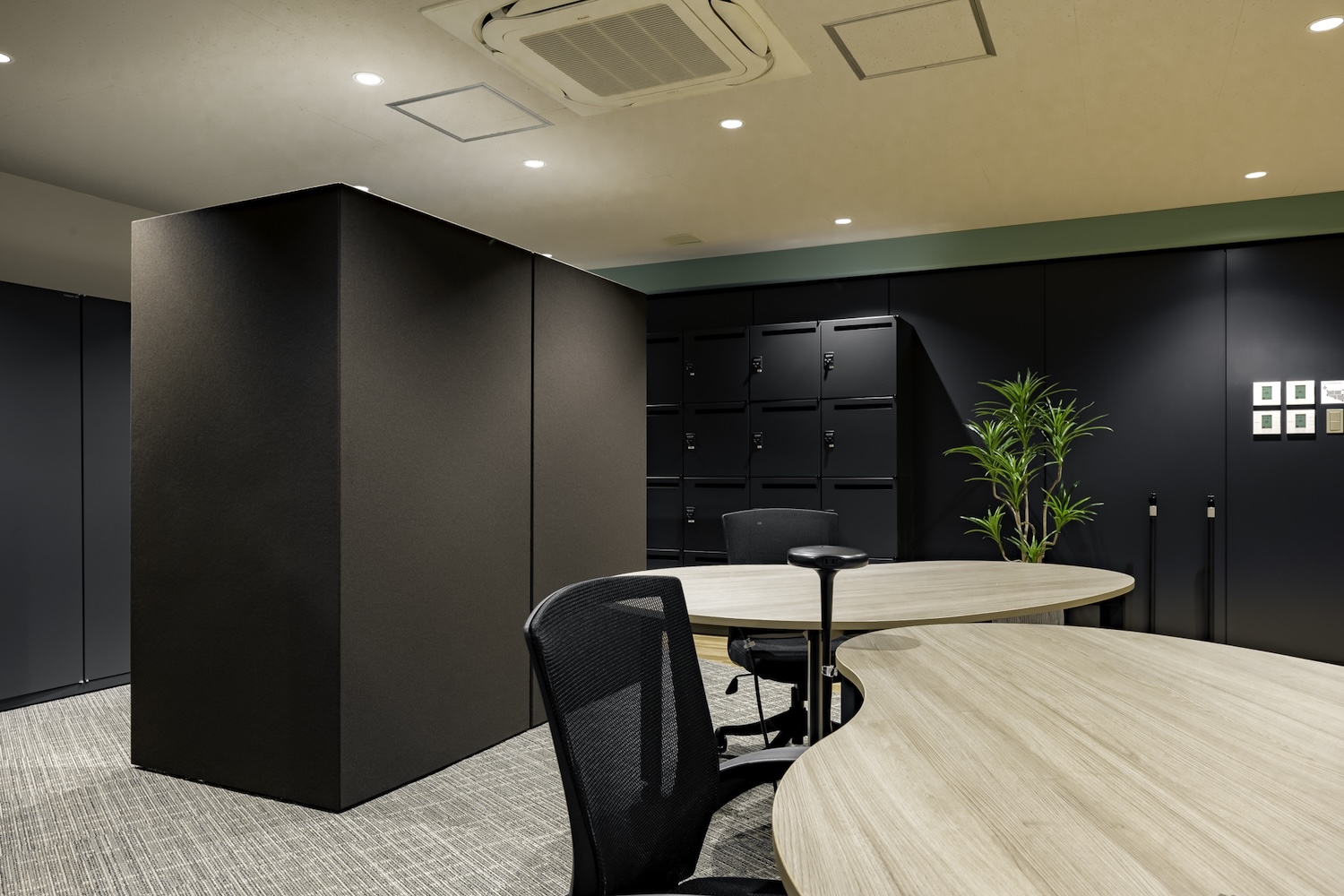 池袋LOUNGE店