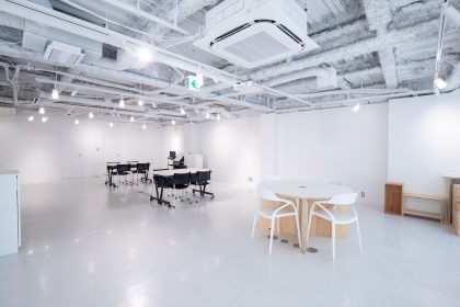 【事例】あたたかいライブもトークもここだから生まれた。お台場の開放的なカフェ空間の特別な一日