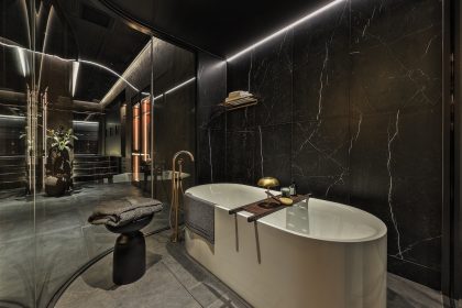 南青山LOUNGE店