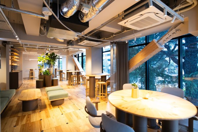 WAND-LOUNGE-