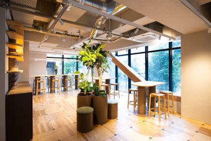 WAND-LOUNGE-