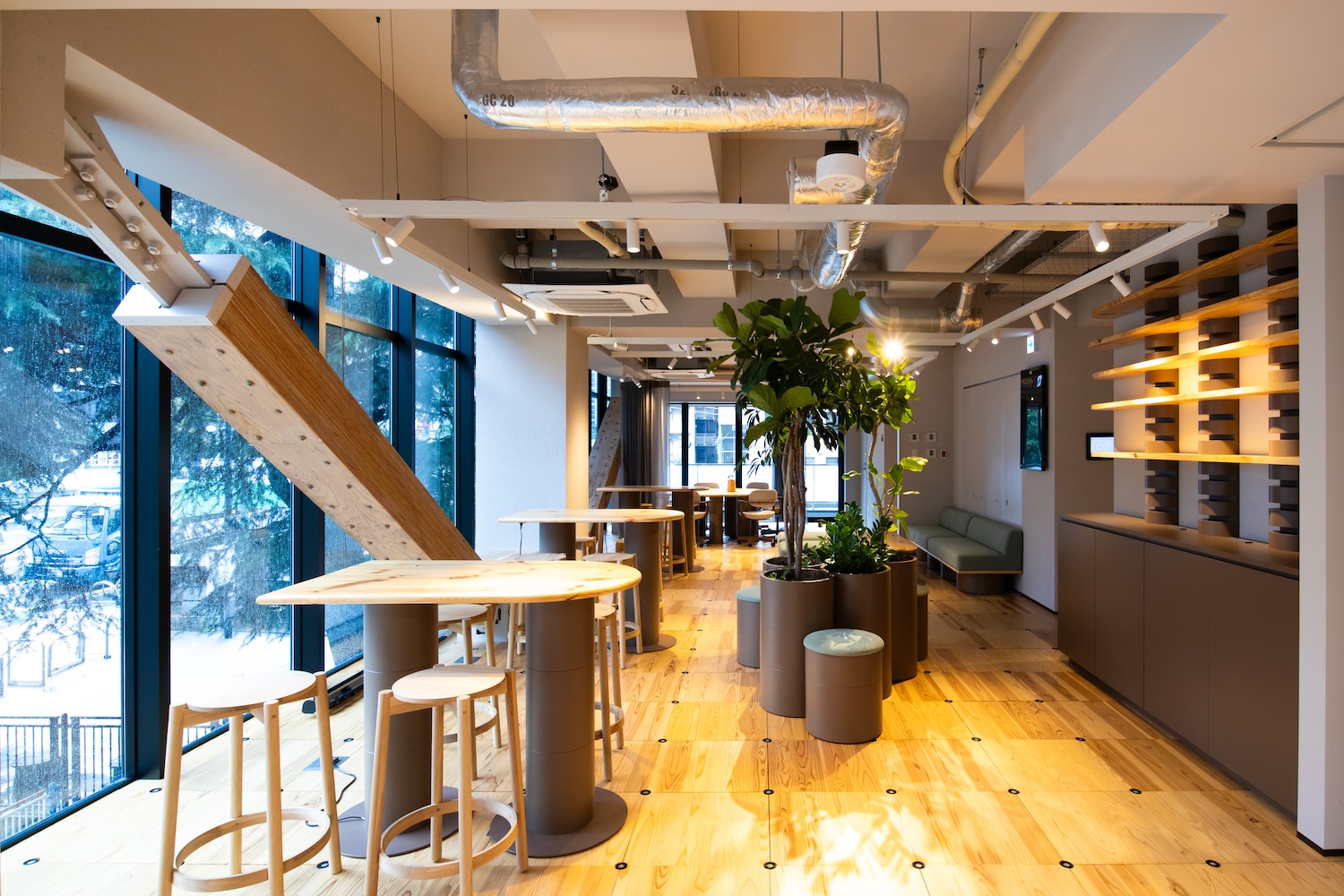 WAND-LOUNGE-